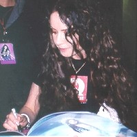 Sarah Brightman autographs my La Luna programme